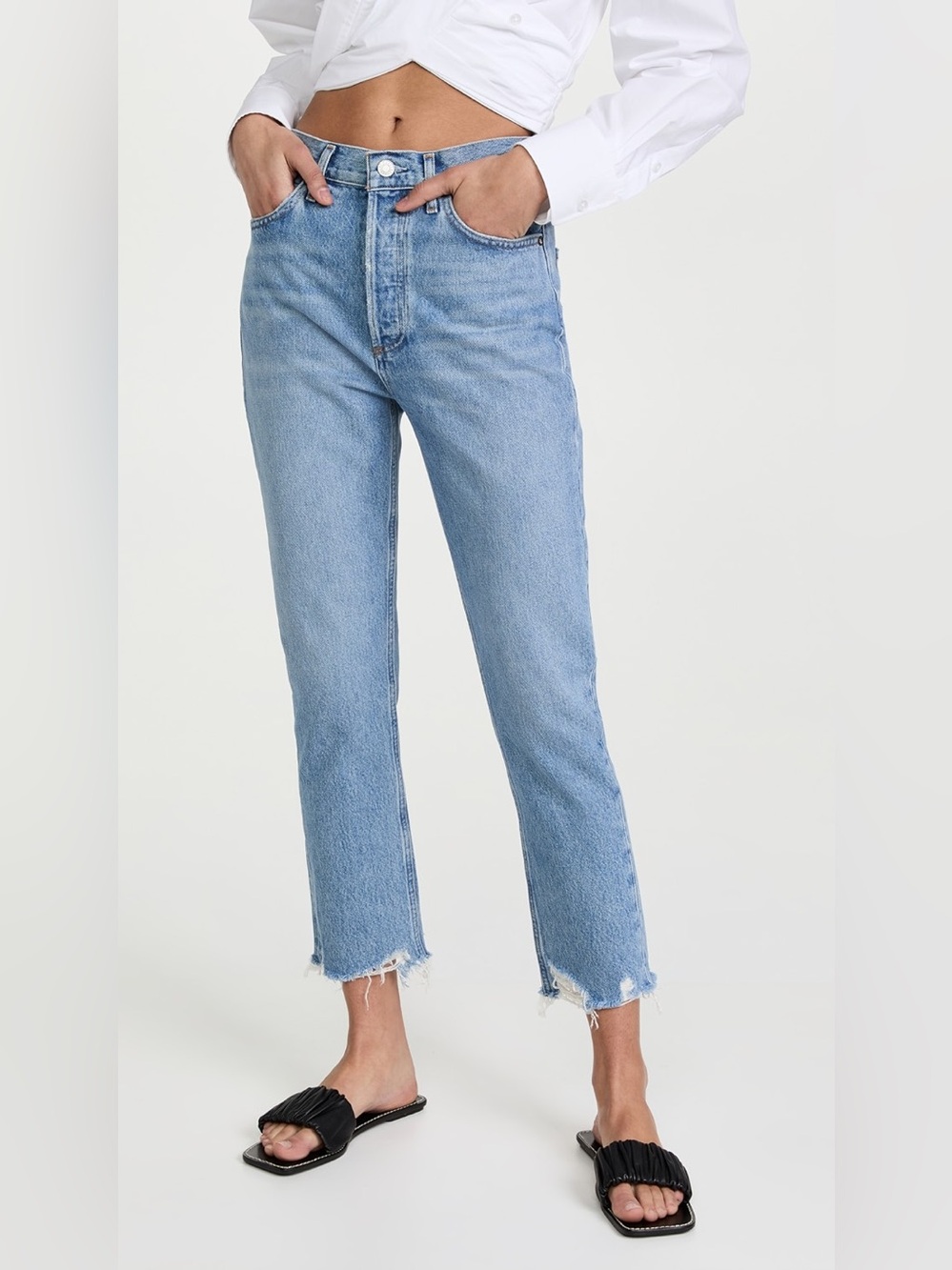Agolde Jeans. Agolde Riley Distressed Crop Light Blue Denim Button Closure. - Picture 10 of 10